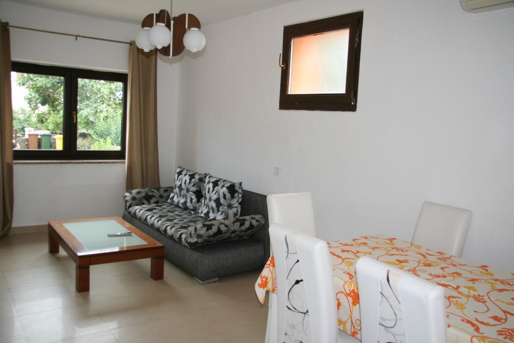 Apartments Karabaic Krk Krk Town Luaran gambar